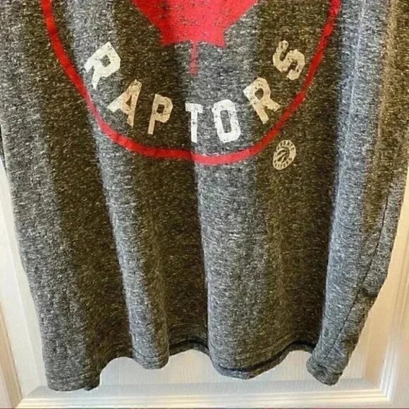 NBA Toronto Raptors Men’s Tank Top Basketball Grey Red White Size Large - Picture 6 of 14